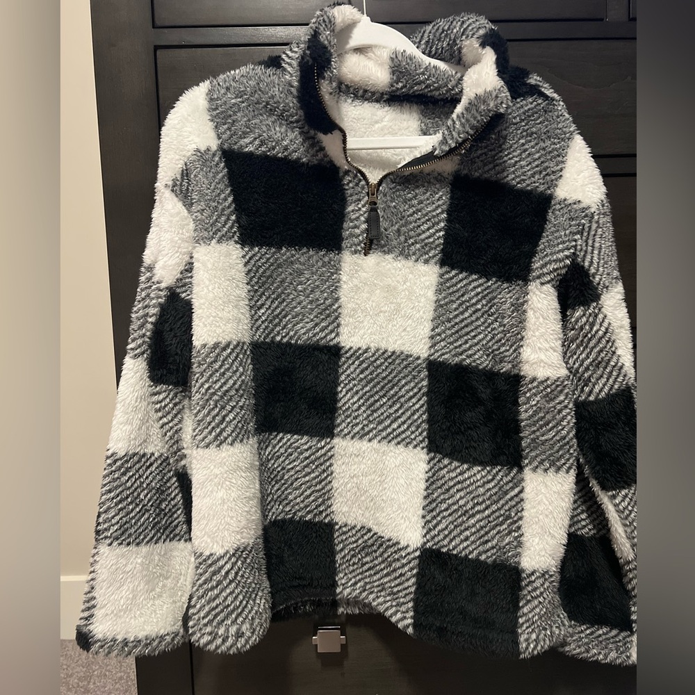 Black and White Checkered Fleece Pullover
